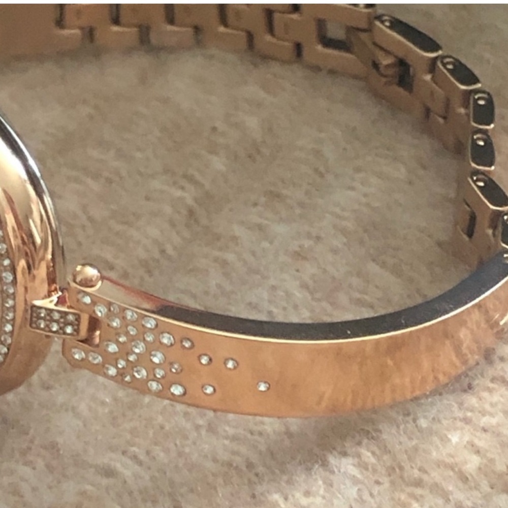 Coach Rose Gold Women's Watch - Picture 4 of 7
